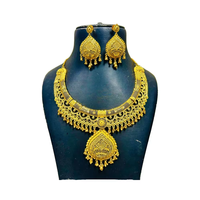 Collier ras-de-cou tendance en laiton plaqué or 24 carats avec chaîne à maillons en forme de fleur, ensemble de bijoux pour cadeau