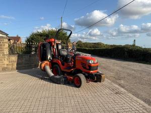 23HP BX2350 Kubota 4WD รถแทรกเตอร์ขนาดกะทัดรัดพร้อมดาดฟ้าและนักสะสม - Product Image 2