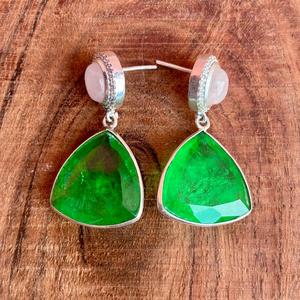 Boucles d'oreilles élégantes en péridot avec clous en pierres précieuses blanches Boucles d'oreilles pendantes de luxe en trillion pour femmes Bijoux en argent 925 - Product Image 3