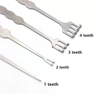 Juego de 4 Instrumentos Retractores de Piel, Retractor Quirúrgico Ortopédico Manual con Gancho para Piel, de MEDICAB INSTRUMENTS - Product Image 3