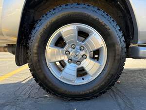 TOYOTA 4RUNNER LIMITED 4X4 D'OCCASION EN BON ÉTAT À VENDRE - PRÊT À ÊTRE EXPÉDIÉ - LIVRAISON PORTE À PORTE - Product Image 5