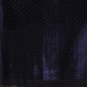 Proveedor directo de fábrica 2024 Nuevo diseño Más vendidos Chales de invierno suaves y cálidos para mujer en material de terciopelo color y tamaño personalizados - Product Image 5