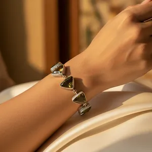 เครื่องประดับเงินแท้ 925 ประดับพลอยซิทริน สำหรับผู้หญิง สร้อยข้อมือแฟชั่นแบบโซ่ - Product Image 2