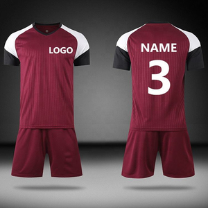 Conjunto de Uniforme de Fútbol Personalizado, Camisetas de Fútbol de Clubes Mundiales, Negro y Dorado, Agrega Tu Logotipo, 100% Poliéster, Sublimación Completa - Product Image 4