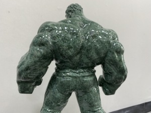 Nouvelle <span class=keywords><strong>figurine</strong></span> de super-héros <span class=keywords><strong>Hulk</strong></span> en marbre vert poli gravé, design actuel, statue souvenir, 350 mm, décoration d'intérieur - Product Image 2