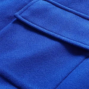 Veste universitaire pour homme de haute qualité, en gros, avec col montant enduit, fermeture à bouton unique et design unique à lettres grecques - Product Image 5