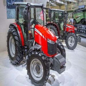 ขายส่งรถแทรกเตอร์มือสอง Massey Ferguson 5711 ออกแบบมาเพื่อการเกษตรสมัยใหม่ ให้ความแข็งแกร่งและความสะดวกสบาย - Product Image 1
