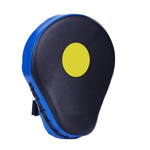 Kit de coussinets d'entraînement en plastique pour arts martiaux avec coussinets de frappe pour la boxe et le kickboxing - Product Image 3