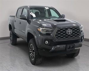 Toyota Tundra DC Limited 3.5P 4X4 2022 Usada en Buen Estado, Caja de Cambios Automática, Asientos de Cuero Gris - Product Image 5