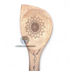 World Craft Impex Ustensile de cuisine rustique sculpté à la main Personnalisé Écologique Décoratif Artisanal À Long Manche En Bois Partie - Product Image 4