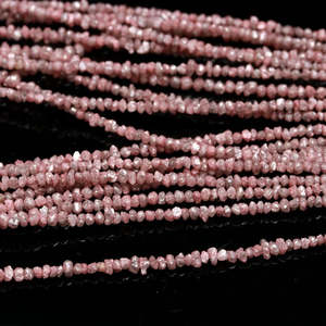 Diamantes Sueltos Naturales Rosados, Sin Cortar, en Tiras Completas de 2-2.5 mm, Claridad VVS1, Corte Excelente y Bueno - Product Image 3