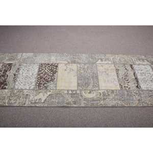 Alfombra de 2,7x7,4 pies, Alfombra Turca Vintage, Alfombra de Lana con Diseño de Plantas y Árboles Marrones - Product Image 3