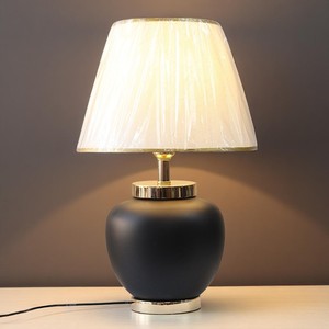 Lampe de table en céramique artistique lampe décorative faite à la main pour la chambre de bureau à domicile - Product Image 2