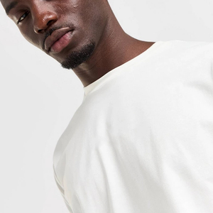 Ensemble chemise et short d'été 2 pièces à impression personnalisée avec logo Ensemble de survêtement t-shirts et short graphiques deux pièces délavés à l'acide pour hommes - Product Image 4