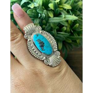 Anillo de Joyería Fina Hecho a Mano por los Navajo, Turquesa Kingman y Plata de Ley, Estilo Elegante para Uso Diario, Talla 6 - Product Image 2