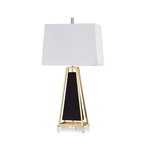 Экспортный качественный современный Алмазный дизайн настольная лампа для спальни декоративная настольная лампа боковая металлическая настольная лампа с дизайнерской основой