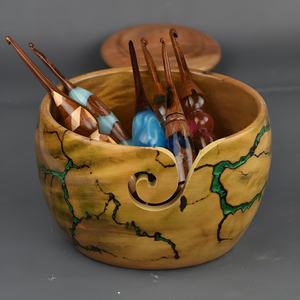 Cuencos de punto y ganchillo de resina elegantes con tallado de red y diseño Cuenco de hilo de resina hecho a mano ecológico - Product Image 3