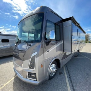 Nouveau Winnebago Sunstar 33K 2025 prêt à la vente - Product Image 1