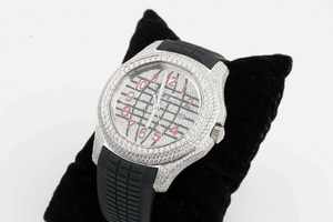 Reloj de Lujo Unisex con Correa de Goma Negra, Movimiento de Cuarzo, Resistente al Agua 10 Bar, con Incrustaciones de Diamantes Moissanite, Venta al Por Mayor de Fábrica - Product Image 3