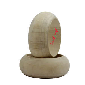 Conjuntos de brazaletes de madera natural sin terminar y listos para la personalización DIY, ideales para la fabricación de joyas y manualidades - Product Image 1