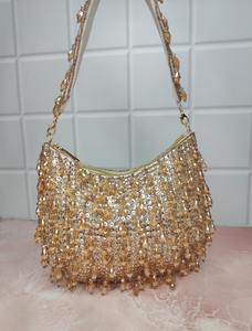 Venta al por mayor Vintage bohemio embellecido noche bolso de mano diamantes rebordear Material de gamuza cierre de solapa para las mujeres fiesta nupcial - Product Image 2