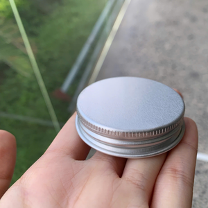 Bouchon à vis en aluminium 47mm Fer-blanc électrolytique argent avec plastisol pour pot en verre Pot en plastique Pot alimentaire OEM/ODM Vietnam usine - Product Image 1