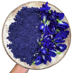 Polvo de Flor de Clitoria Ternatea Combinado con Flor de Clitoria Ternatea Seca, Ingrediente Tradicional para Té, Venta al por Mayor a Granel - Product Image 1