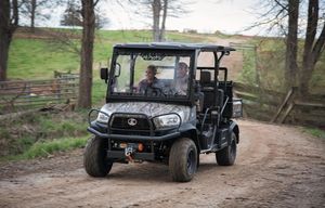 รถบรรทุกขนาดเล็กคูโบต้าขับเคลื่อนสี่ล้อ - Product Image 3