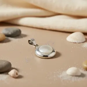 Colgante de Plata 925 con Madreperla para Mujer, Elegante Joya de Regalo con Dijes de Perlas - Product Image 2