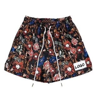Vente en gros Short d'été unisexe en maille à motifs floraux Short de haute qualité décontracté pour hommes en polyester Sublimation de poche taille moyenne unisexe d'été - Product Image 4