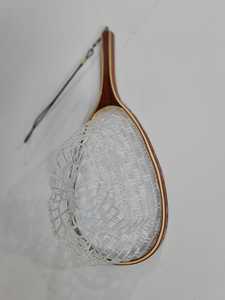 Vente en gros Filet de pêche à la truite Filet de pêche à la mouche Cadre en bois Filet d'atterrissage de poisson avec maille en caoutchouc souple transparent - Product Image 4