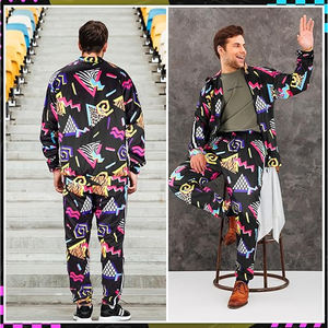 Sublimación personalizada Retro 80s Outfit Side Taping Urbanwear Casual Chándales de manga larga para Jogger - Product Image 4