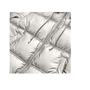 Meilleure vente femmes veste d'hiver capuche couleur unie fermeture éclair braguette manches longues mode décontractée pour le divertissement sportif en gros - Product Image 6