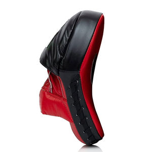 Almohadilla de entrenamiento de patada tailandesa profesional, logotipo personalizable, guantes de perforación de enfoque curvo, Material de cuero para MMA y boxeo - Product Image 3