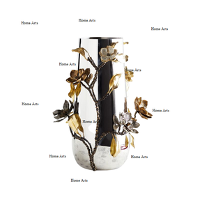 Vase à fleurs rond sur mesure, fait main, en aluminium couleur argent, pour la décoration intérieure. - Product Image 1