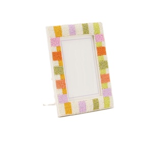 Marco bordado de cuentas de semillas con cubierta de vidrio para embalaje de regalo Marco de borde de cuentas hecho a mano para foto con bordado artístico - Product Image 3