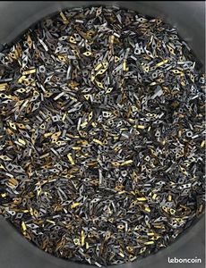 Meilleurs rebuts de carbure de tungstène de haute qualité, formes et tailles mixtes, particules standard pour usage industriel - Product Image 3