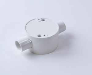 CAJA DE CONEXIONES DE DOS VÍAS uPVC UTILIZADA PARA TUBO ELÉCTRICO DE PVC-ESTÁNDAR DE EXPORTACIÓN DE BS 4607 -ISO 9001-2015 - MADE IN VIET NAM - Product Image 3