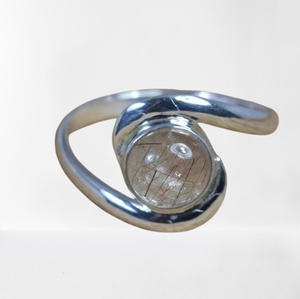 Bague en argent sterling 925 avec pierres précieuses Rutile doré, cadeau de créateur, bijoux en pierre précieuse pour la Saint-Valentin - Product Image 1