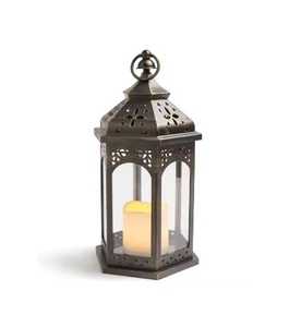 Faroles Marroquíes de Metal Dorado de Diseño Único con Vidrio Transparente Hecho a Mano para Decoración del Hogar, Bodas, Navidad, Ecológicos y Duraderos - Product Image 2