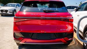 BYD ATTO 3 2023, SUV Extendido, Tracción Delantera, Volante a la Derecha/Izquierda - Product Image 3