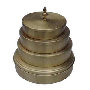 Boîte Masala en laiton pour récipients de stockage d'épices de cuisine Récipient Masala/Boîte à épices avec couvercle en relief 7 compartiments et 1 cuillère - Product Image 3