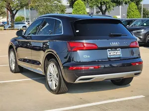 Audi Q5 2019 T Premium Plus 2.0 - Product Image 5