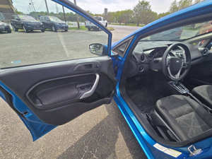 Ford Fiesta SE LHD Usado de 2013 - Product Image 2