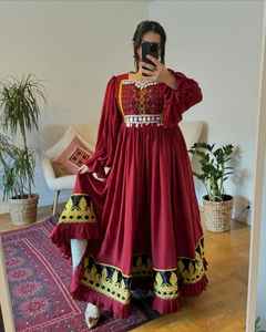 Robes afghanes Kuchi de qualité supérieure pour femmes, très vendues pour les mariages et les fêtes, avec des fermetures éclair en dentelle et une taille naturelle - Product Image 4