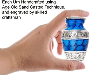 Pequeñas Urnas de Cremación para Cenizas Humanas | Juego de 6-3 Pulgadas Cúbicas Mini Recuerdo Azul y Plateado con Estuche de Terciopelo - Product Image 4