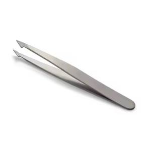 Juego profesional de pinzas para cejas de acero inoxidable Diseño inclinado de punta suave con tarjeta de Punta puntiaguda Opción de cantidad de embalaje - Product Image 1