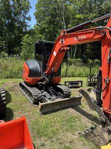 2022 KX040 5 Mini Excavadora Potencia avanzada con precisión y comodidad - Product Image 2