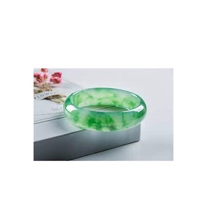 L'artisanat de cadeaux de bracelet en résine de vente élevée utilise un bracelet en résine de la meilleure qualité nouveau look pour les femmes et une taille personnalisée - Product Image 1