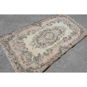 Tapis turc classique vintage en laine beige marron 3.7x6.8 pieds fait à la main avec motif de patchwork rectangle en latex pour chevet - Product Image 2